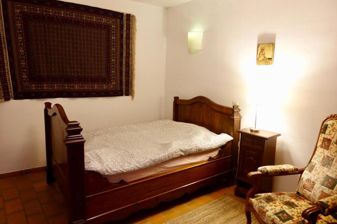Charmante Maison A Saint Guilhem Le Desert מראה חיצוני תמונה