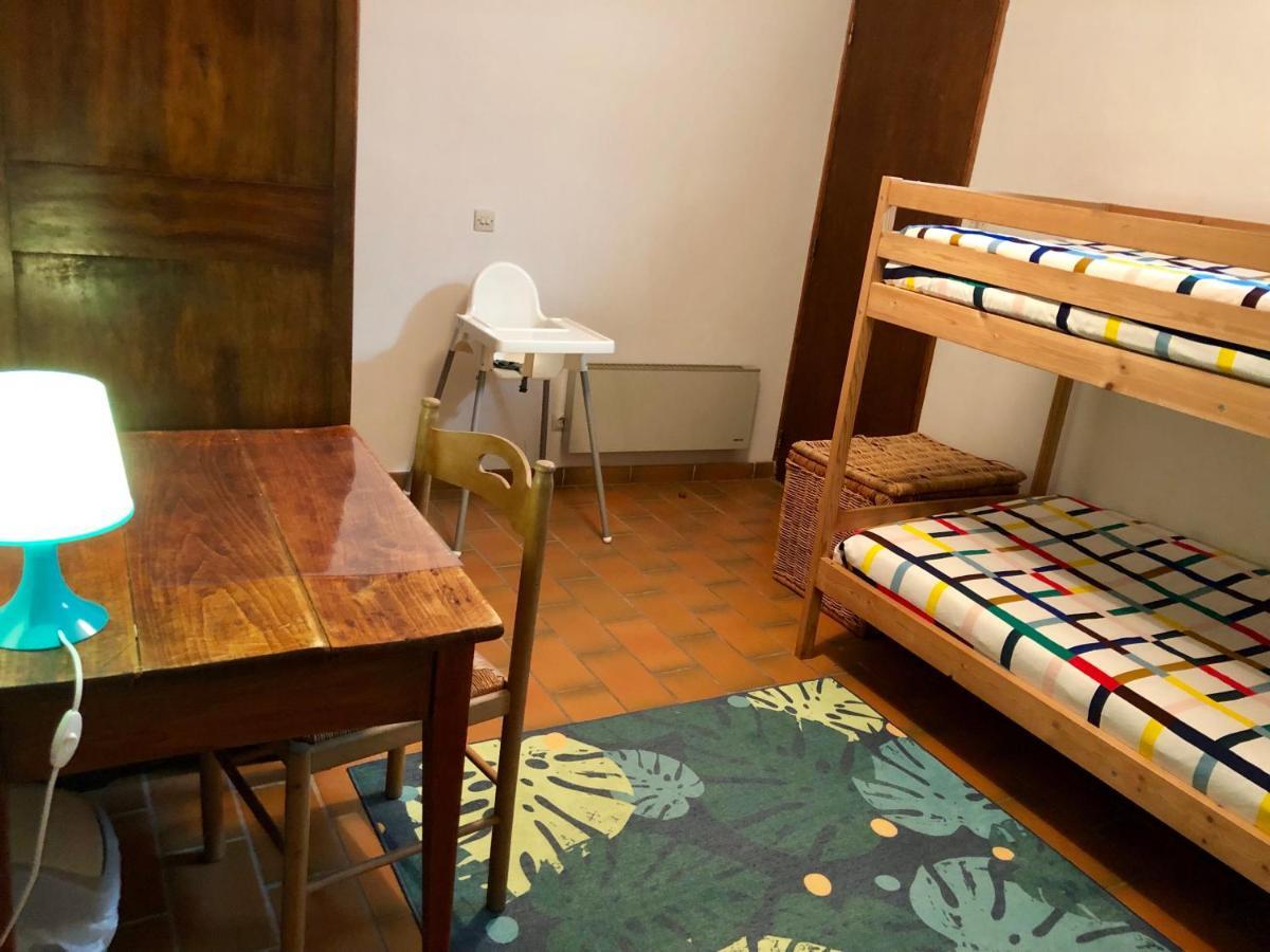 Charmante Maison A Saint Guilhem Le Desert מראה חיצוני תמונה