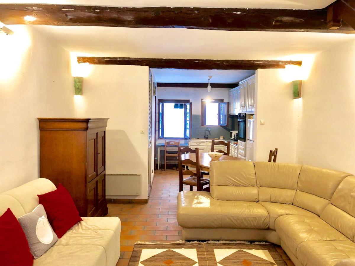 Charmante Maison A Saint Guilhem Le Desert מראה חיצוני תמונה